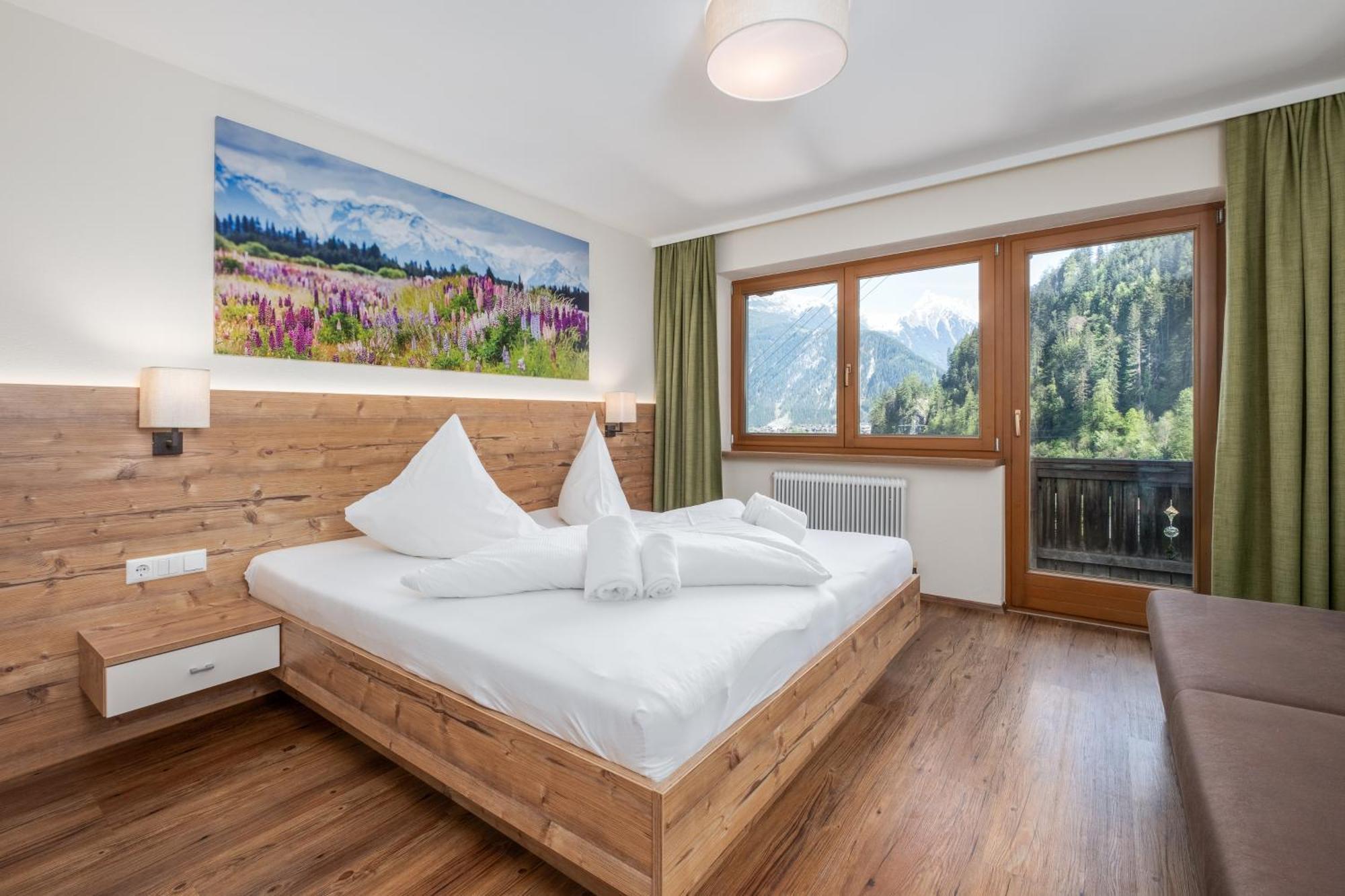 Апартаменты Haus Tuxerklamm Майрхофен Экстерьер фото